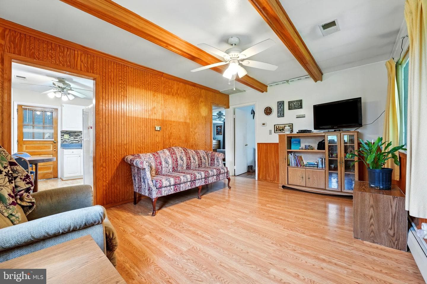 8534 Burwell Road photo 10
