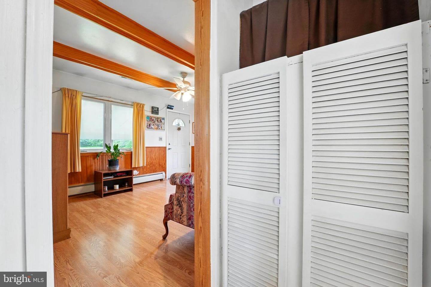 8534 Burwell Road photo 17
