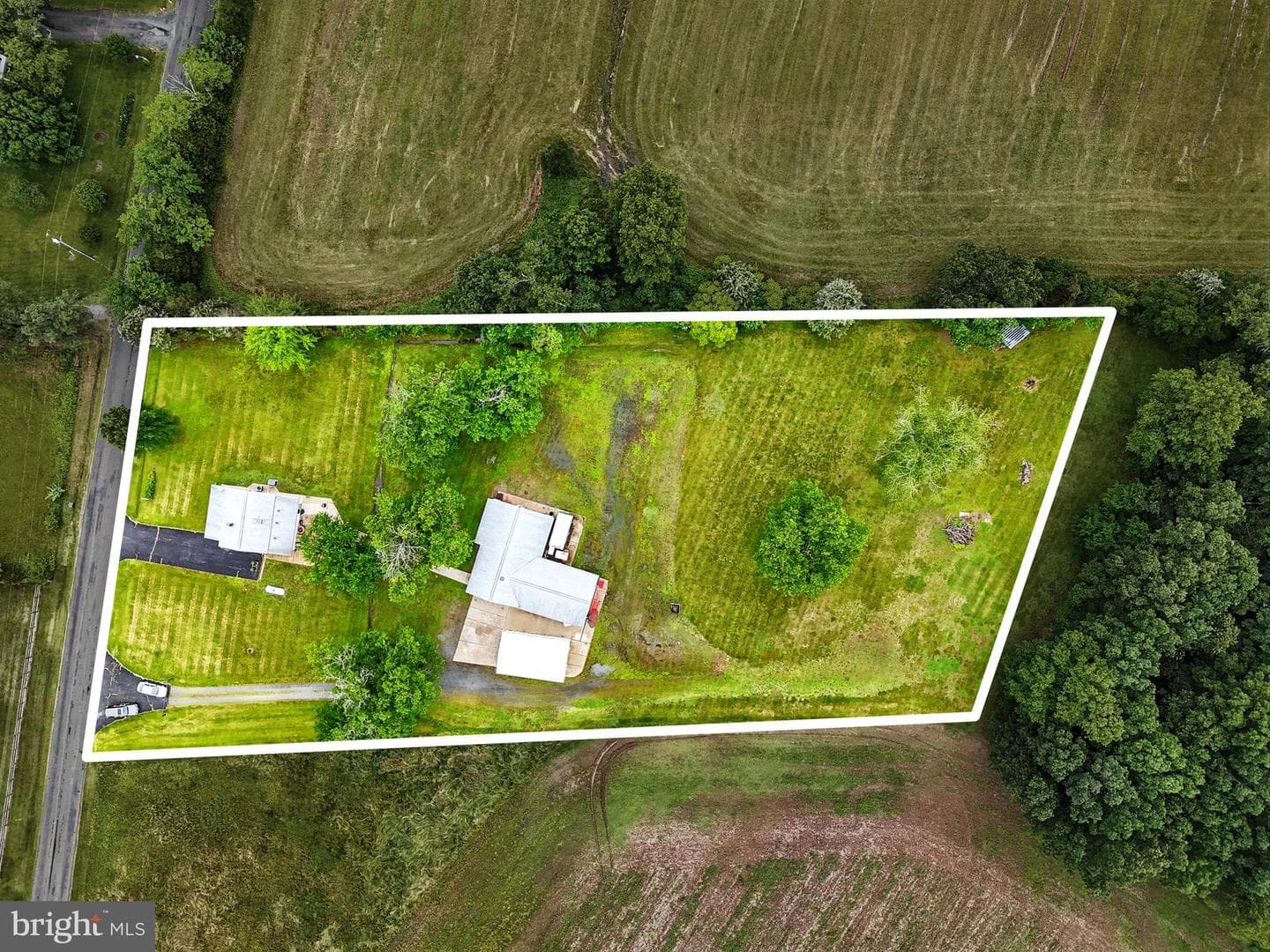 8534 Burwell Road photo 2