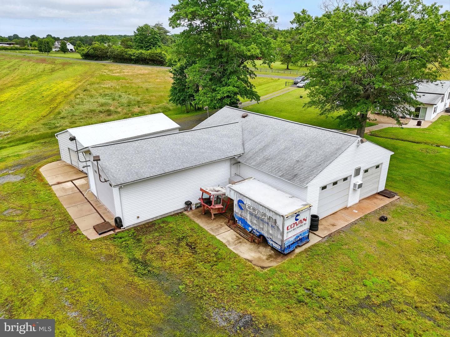 8534 Burwell Road photo 33