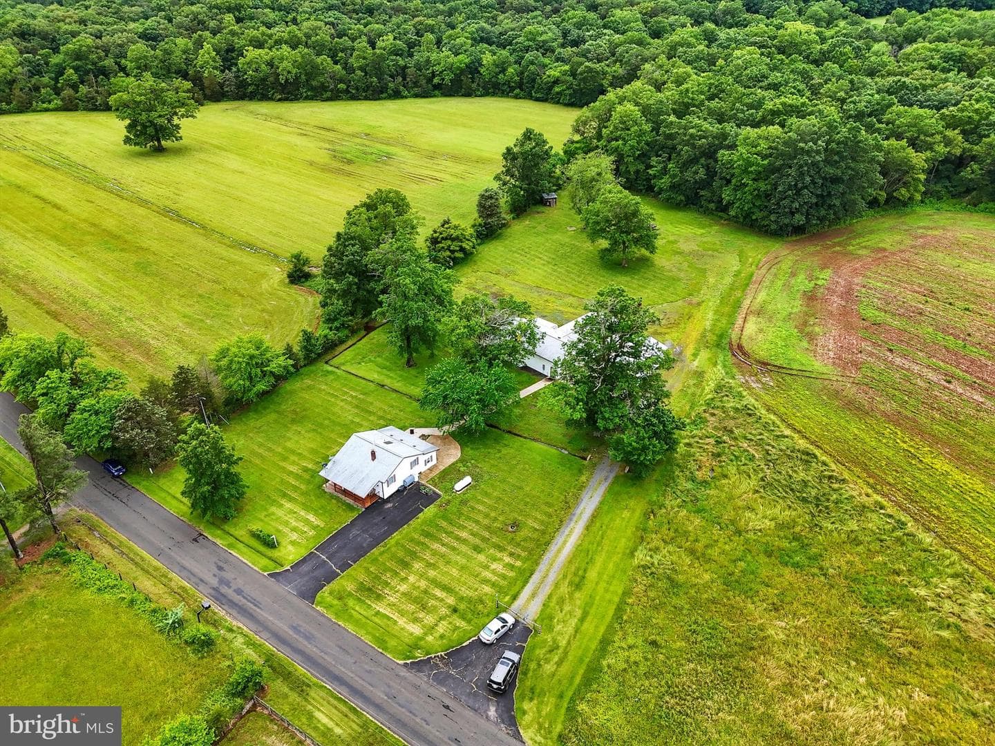 8534 Burwell Road photo 38