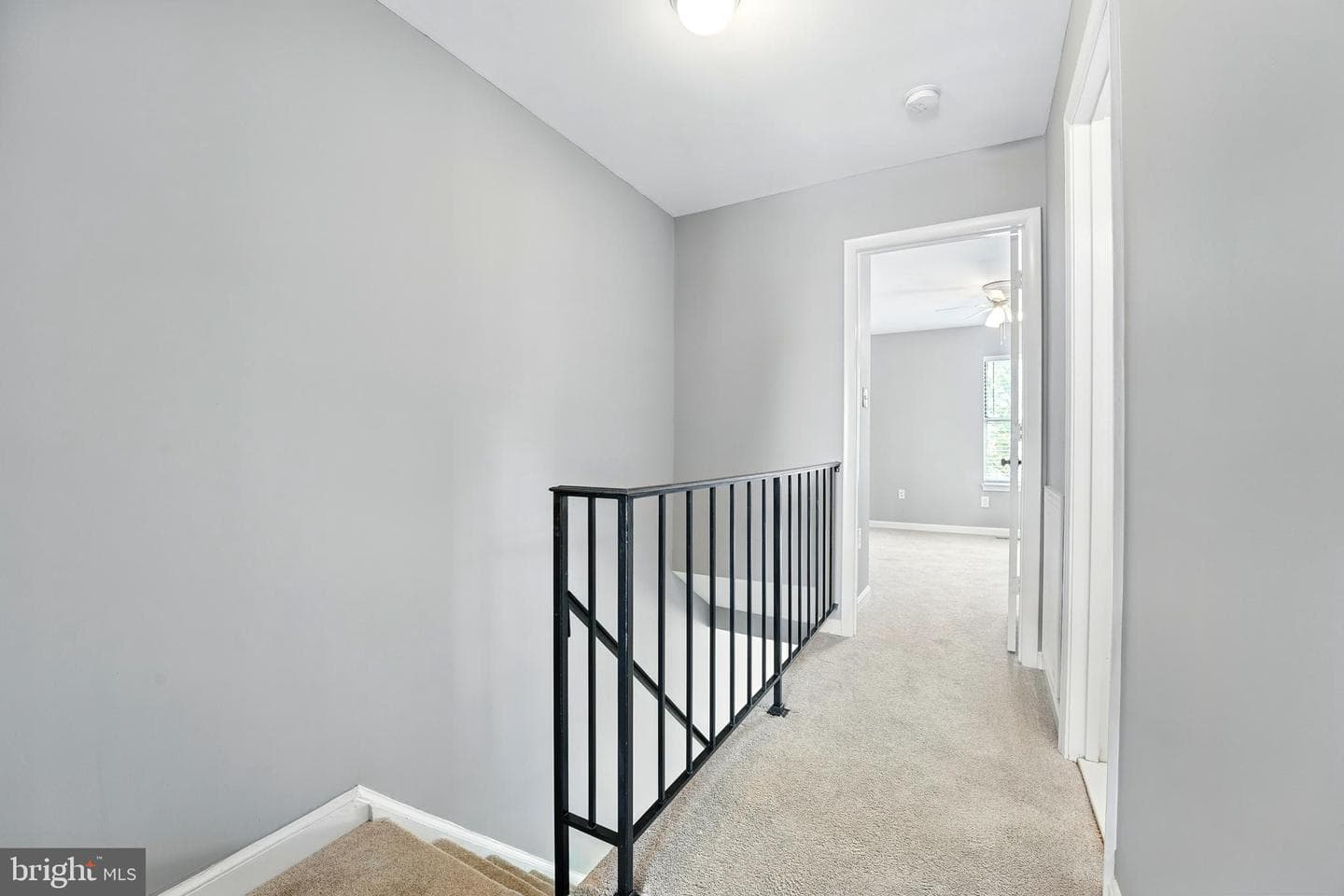 386 Falmouth Street photo 16