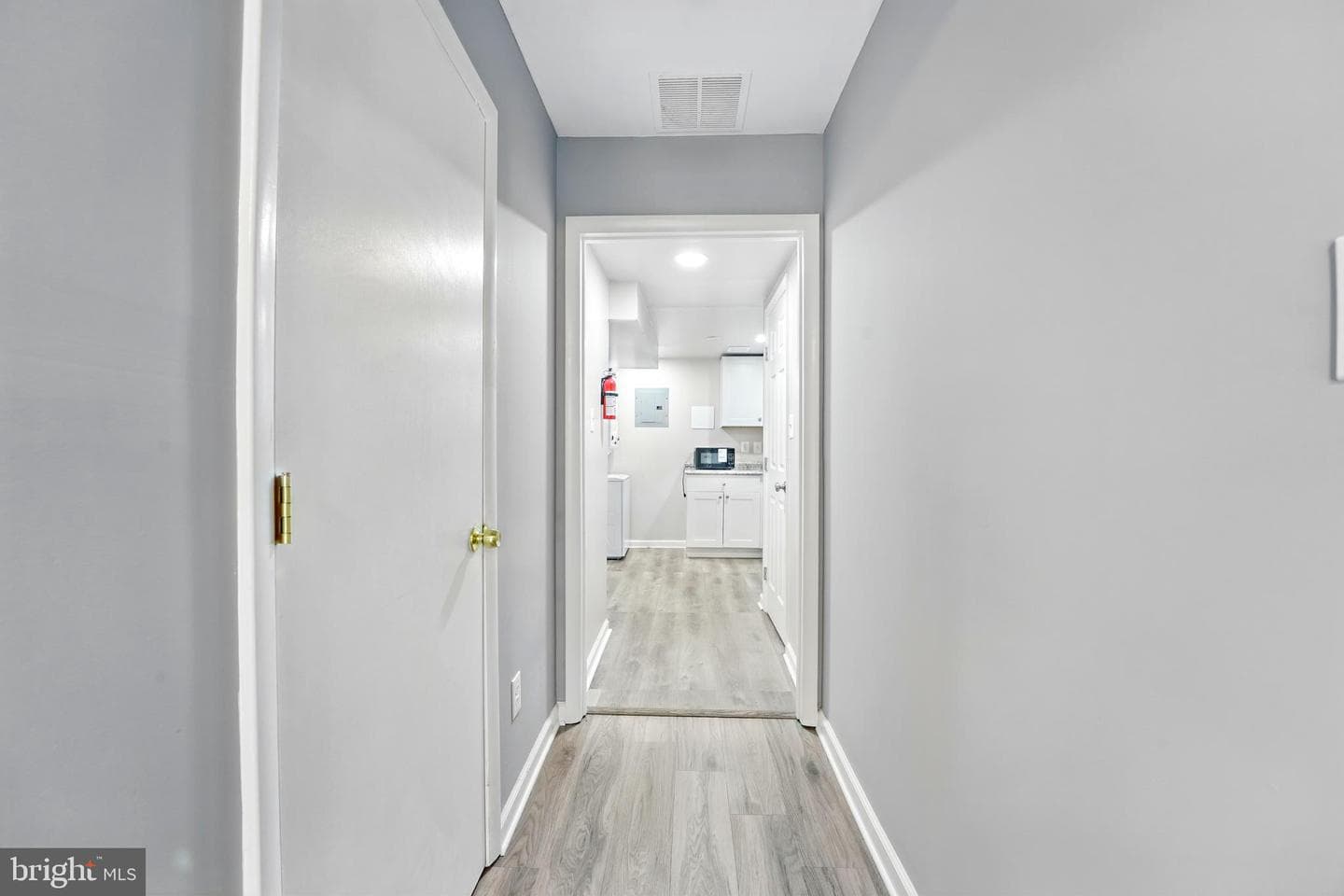 386 Falmouth Street photo 28