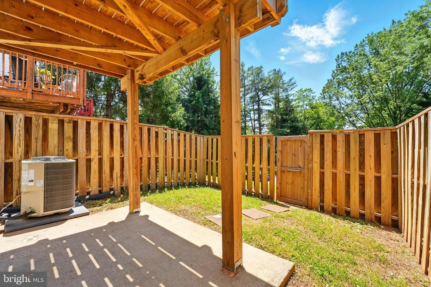 386 Falmouth Street photo 31