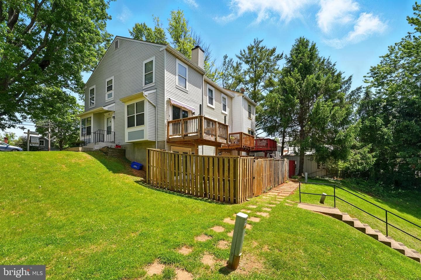 386 Falmouth Street photo 33