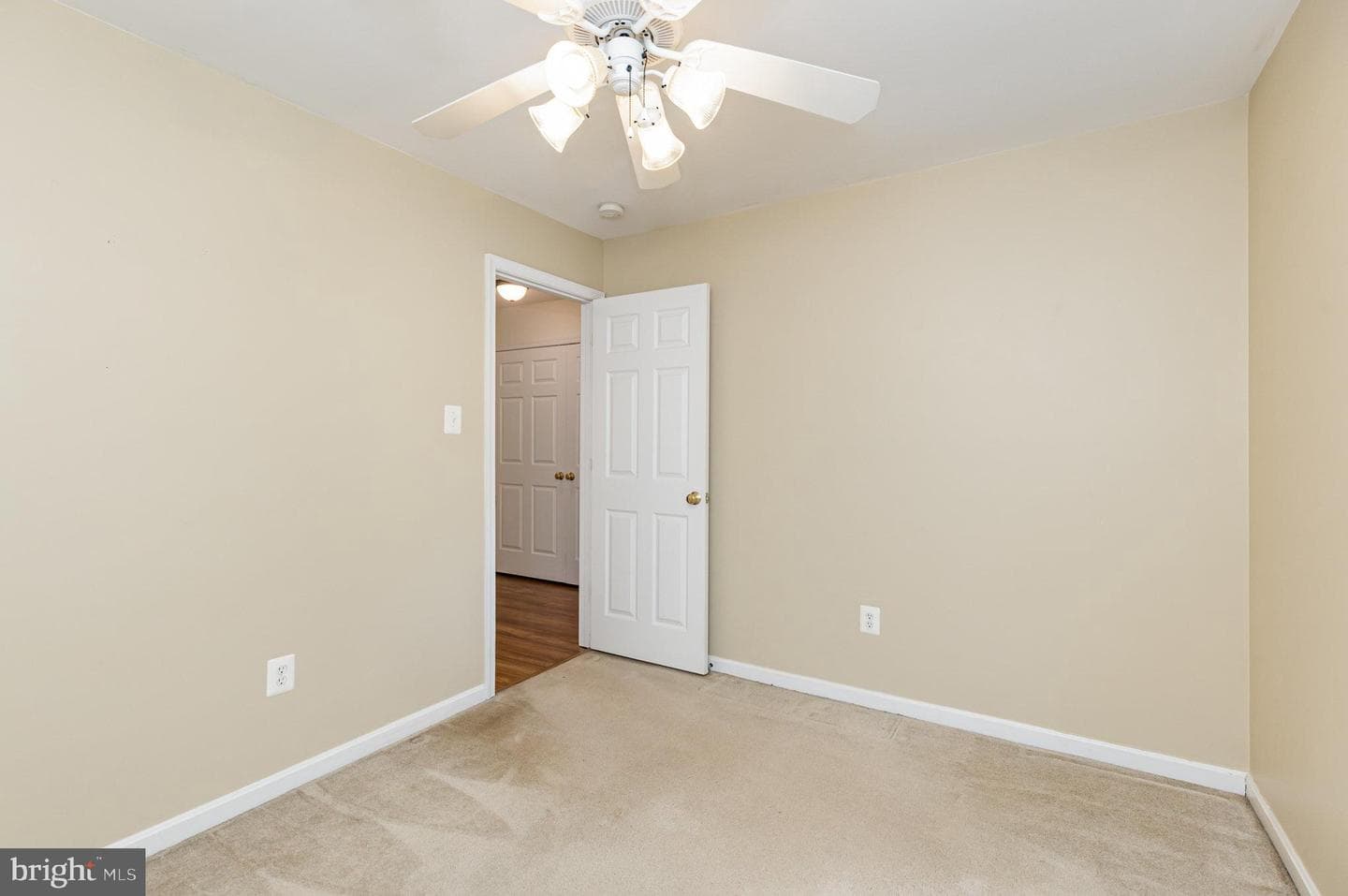 7378 Hilly Lane photo 17