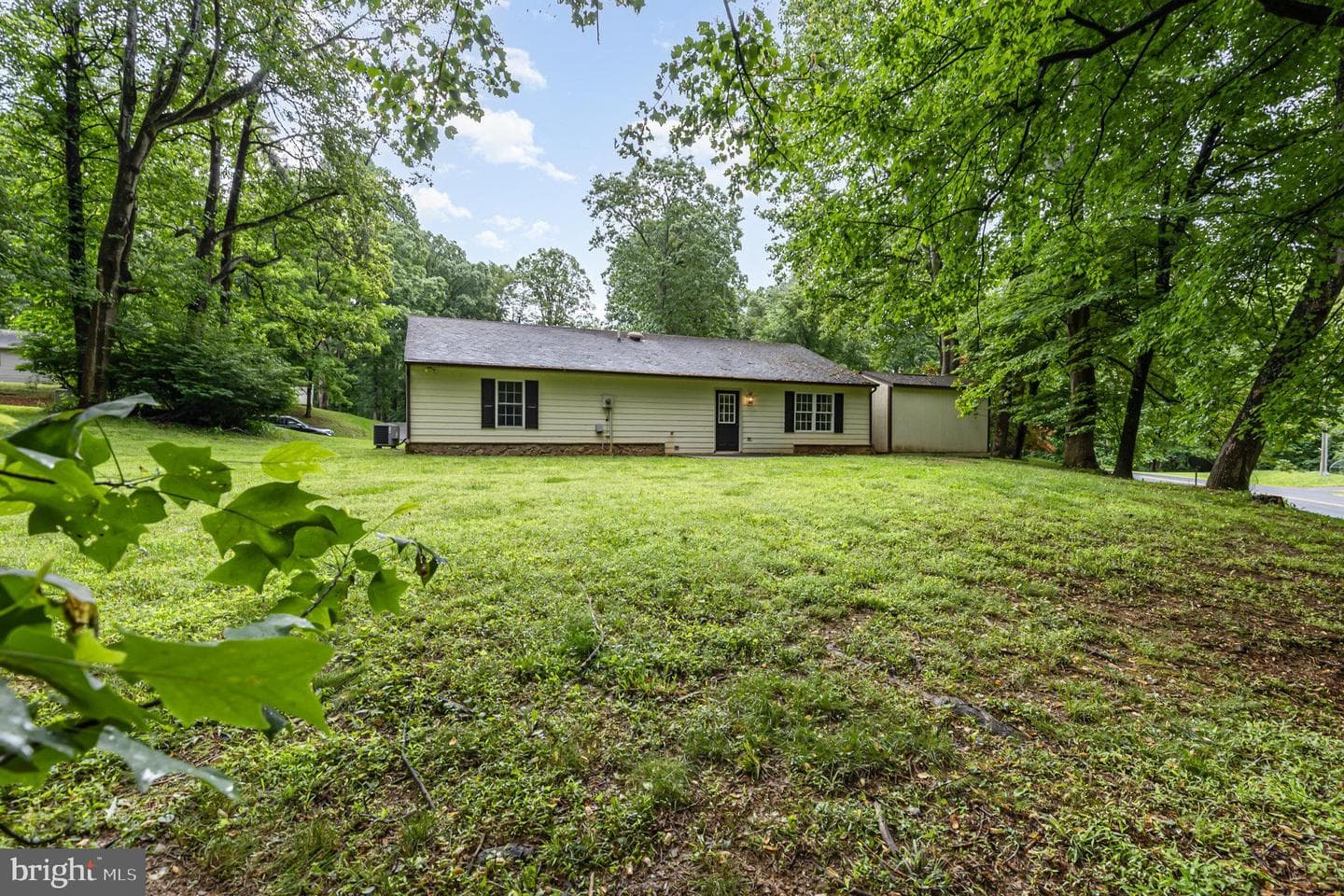 7378 Hilly Lane photo 32