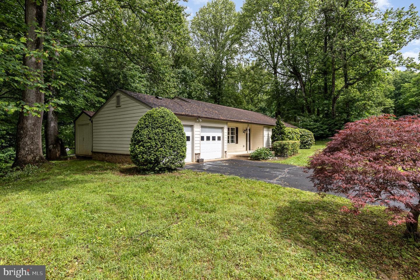 7378 Hilly Lane photo 4