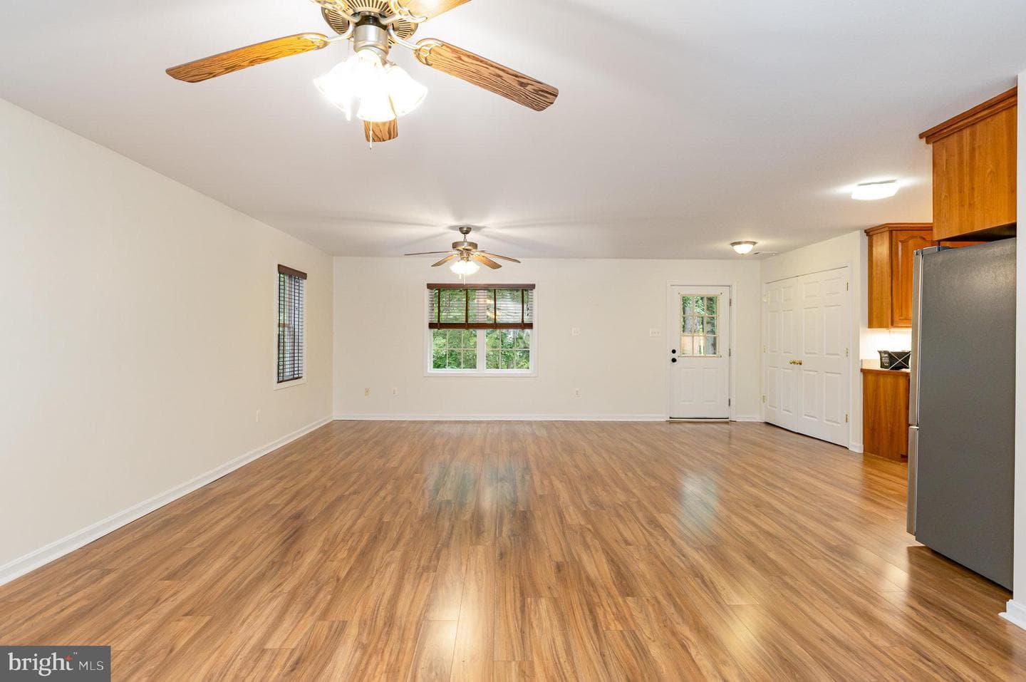 7378 Hilly Lane photo 9
