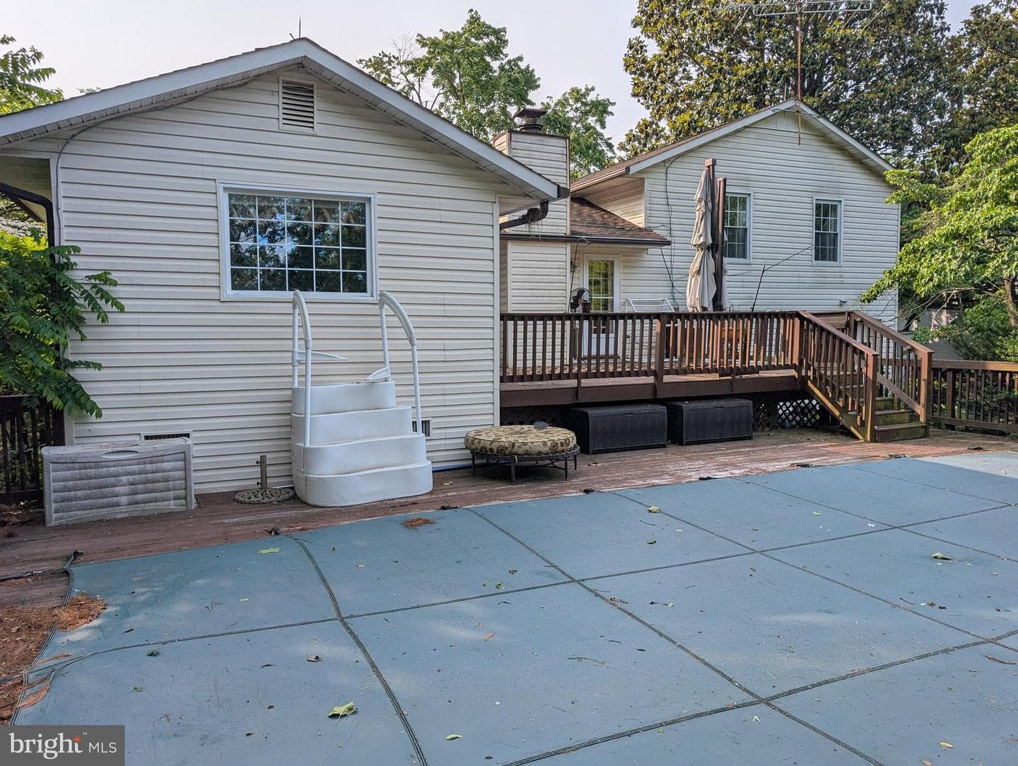 7022 Stafford Street photo 19