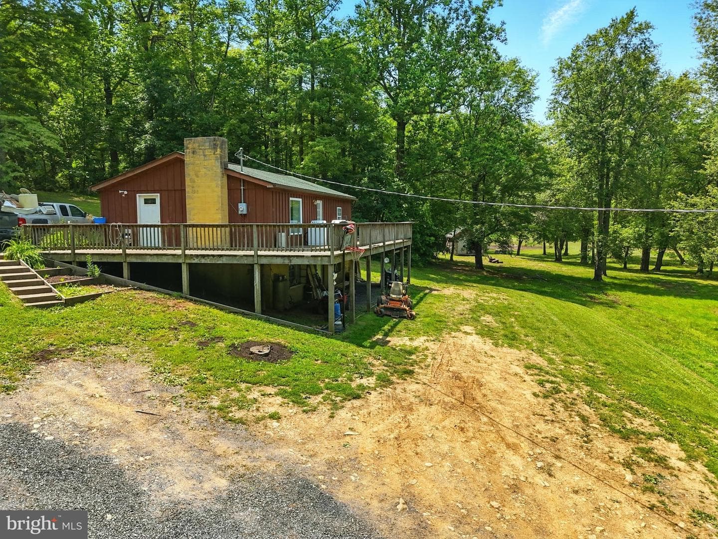 13057 John Marshall Highway photo 2