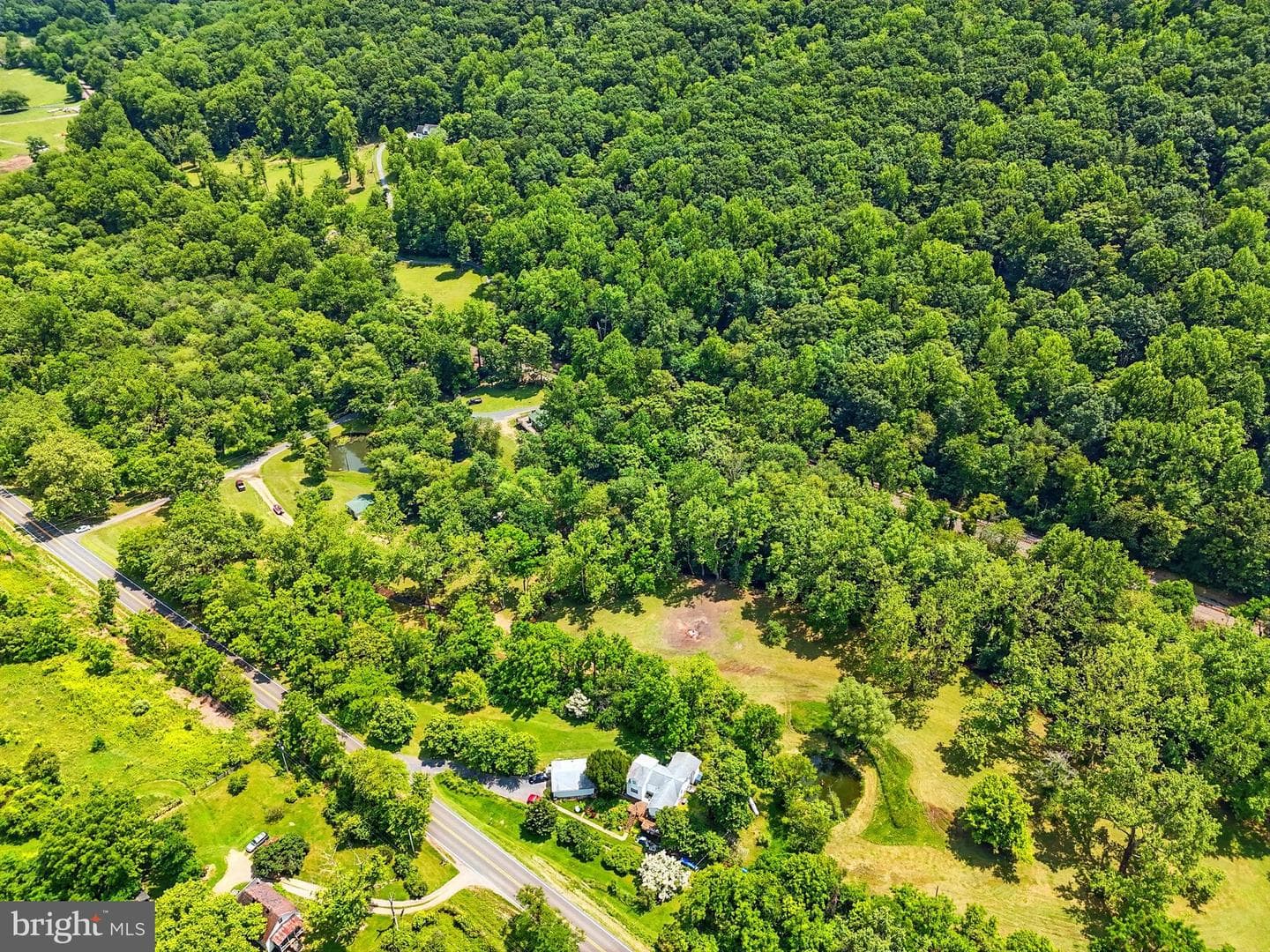 13057 John Marshall Highway photo 32
