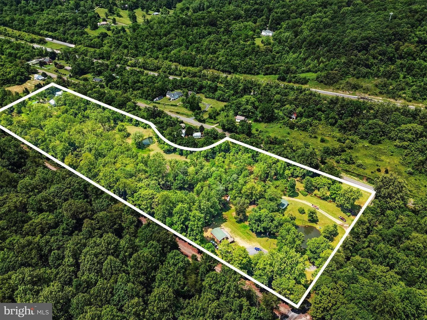 13057 John Marshall Highway photo 33