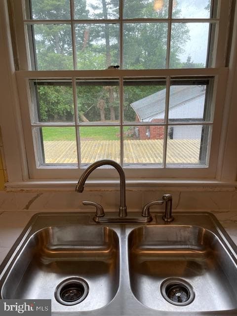 112 Blue Ridge Street photo 14