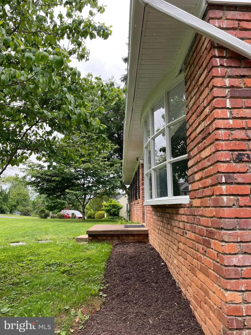 112 Blue Ridge Street photo 55