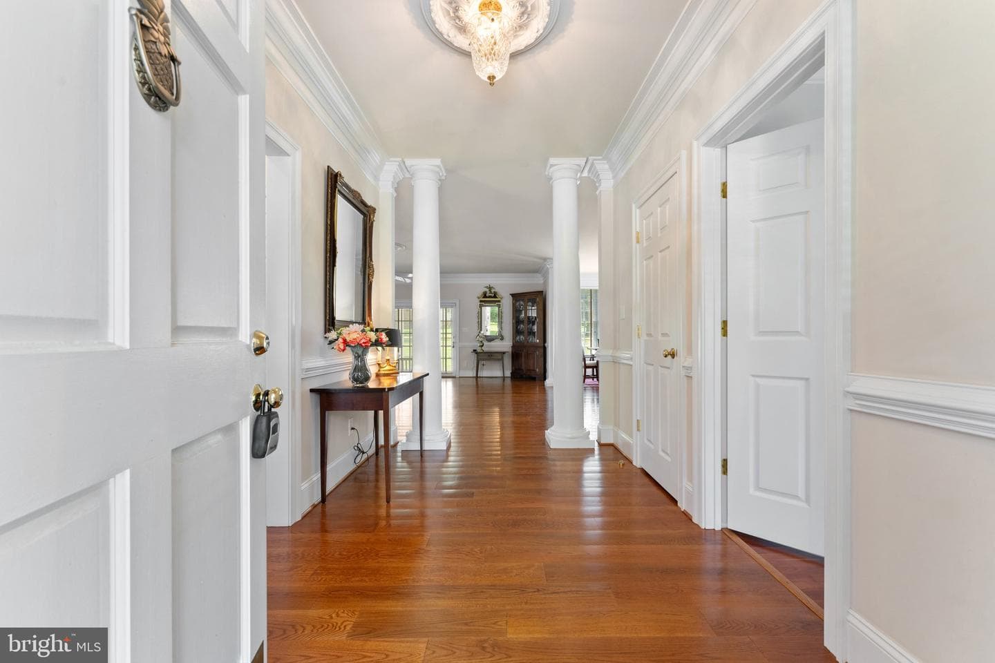 7054 Lakeview Drive photo 8