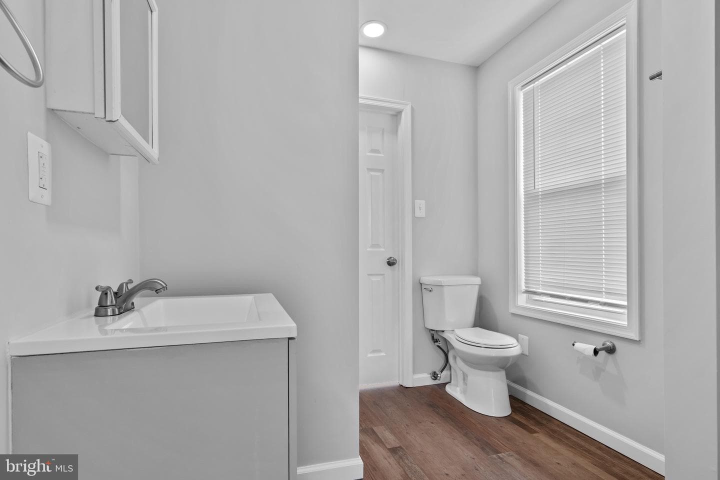 63 Madison Street photo 15