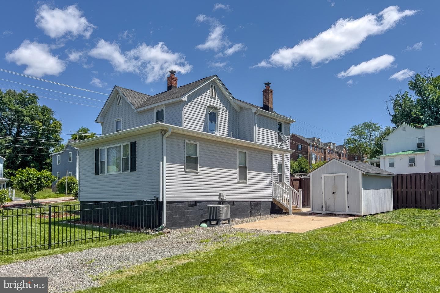 63 Madison Street photo 34
