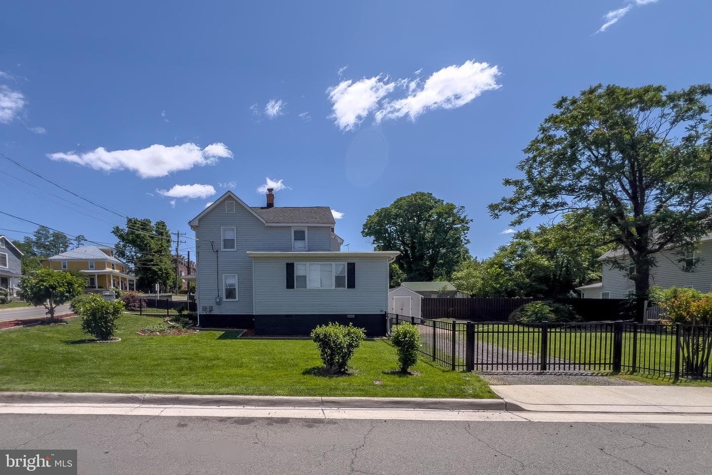 63 Madison Street photo 35