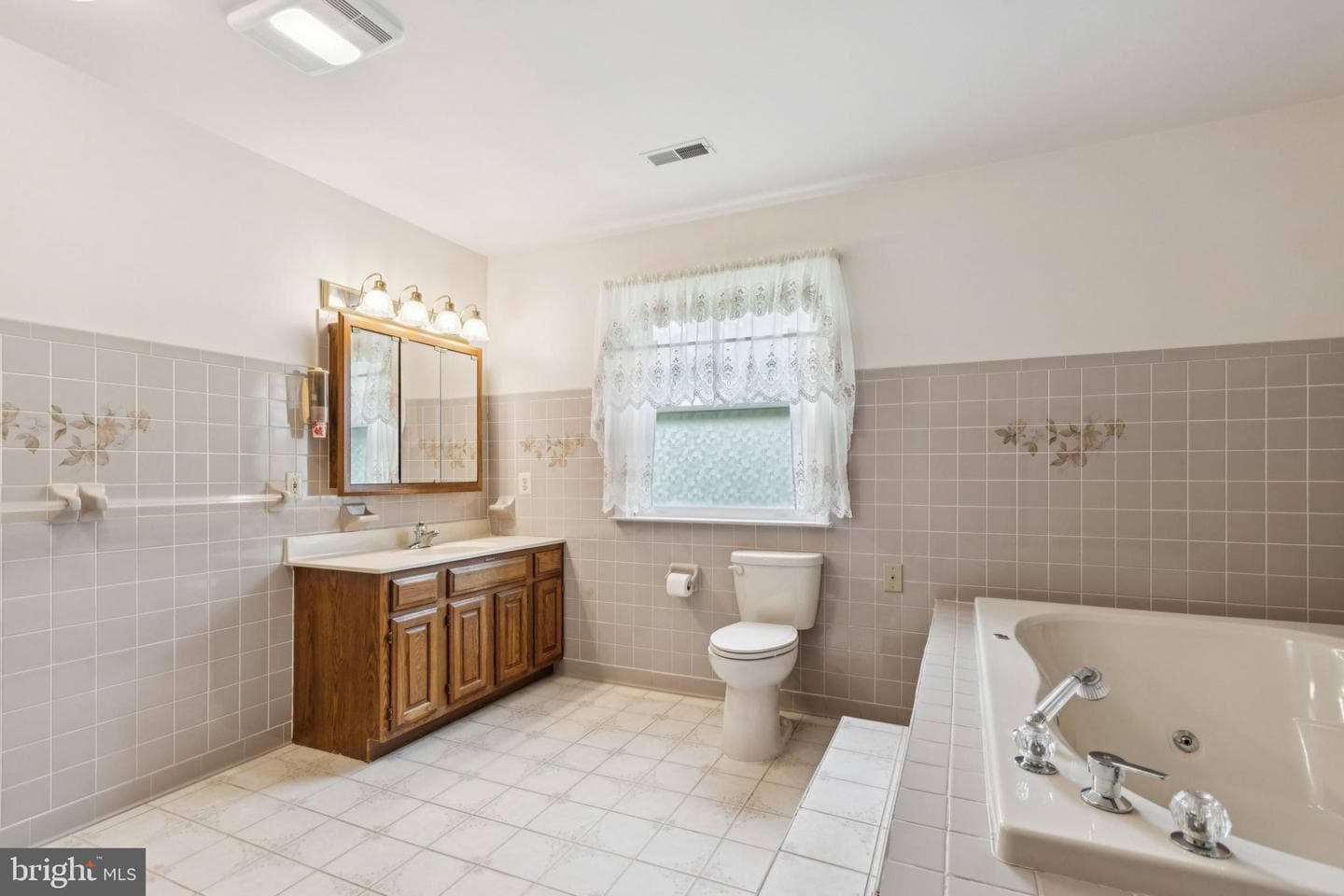 6311 Liberty Rd photo 15
