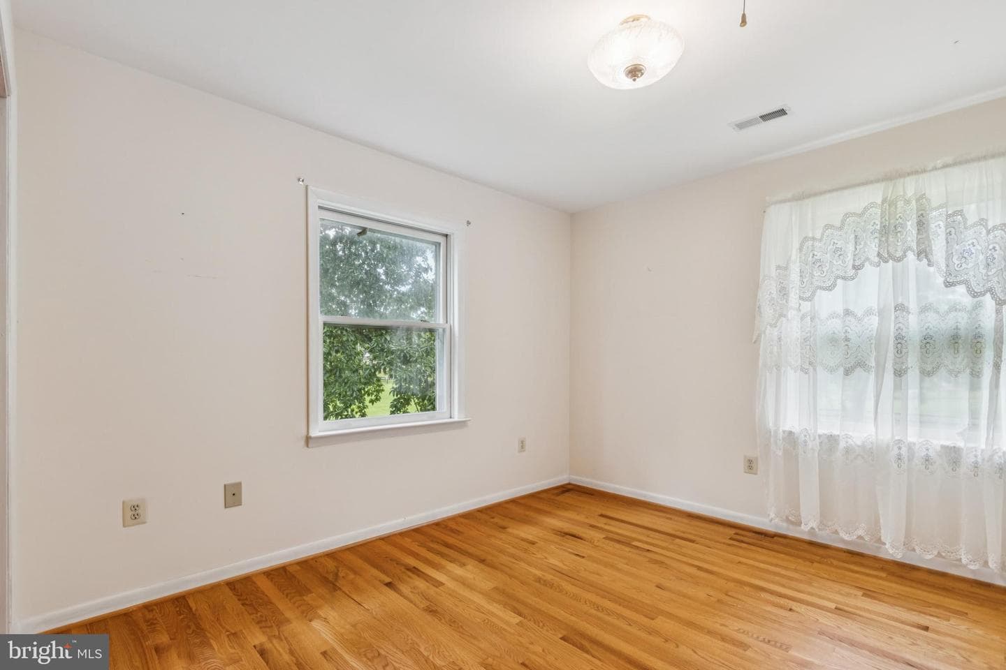 6311 Liberty Rd photo 17