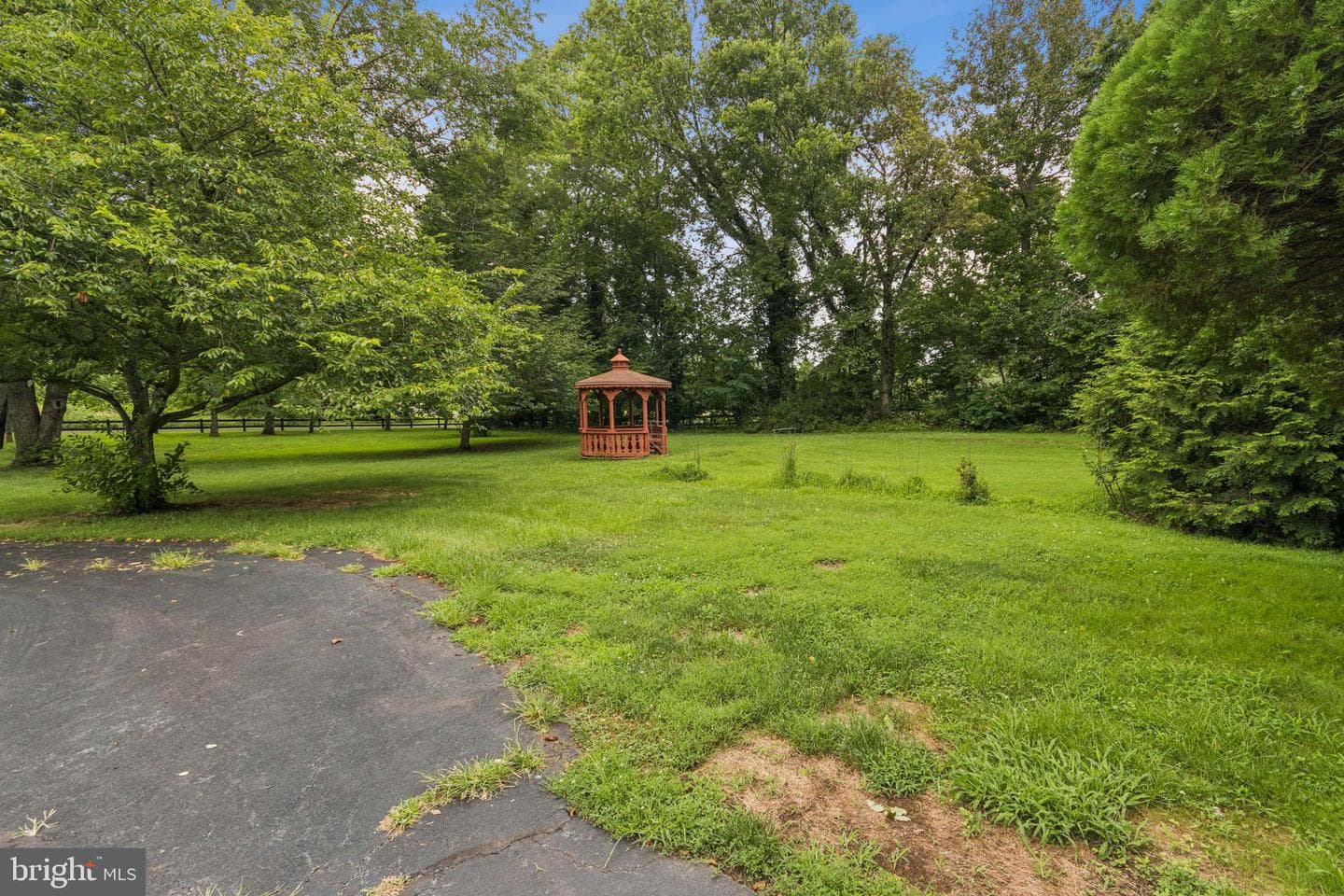 6311 Liberty Rd photo 22