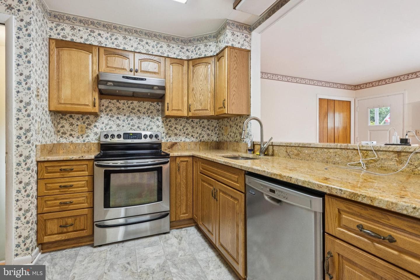 6311 Liberty Rd photo 3