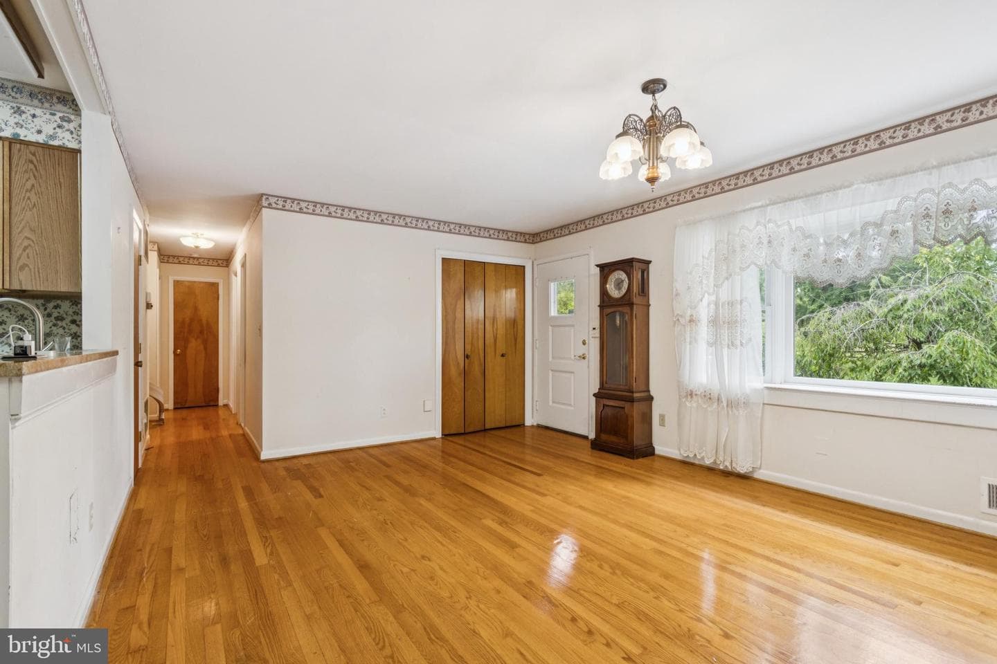 6311 Liberty Rd photo 9
