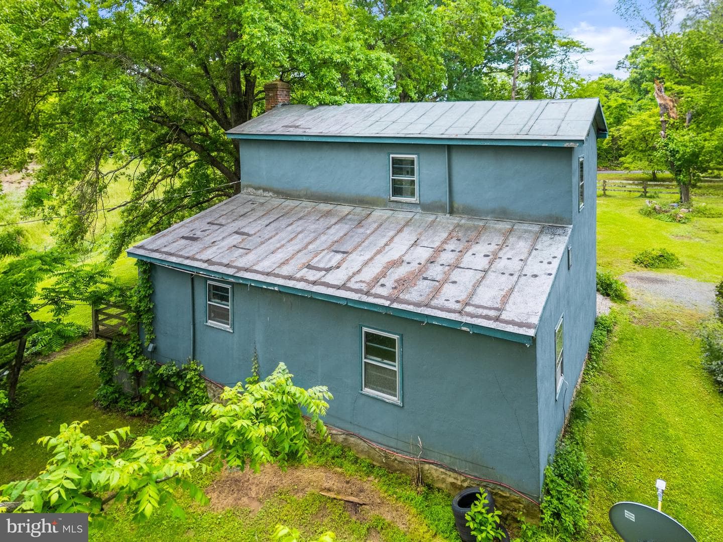 11066 Moreland Road photo 8
