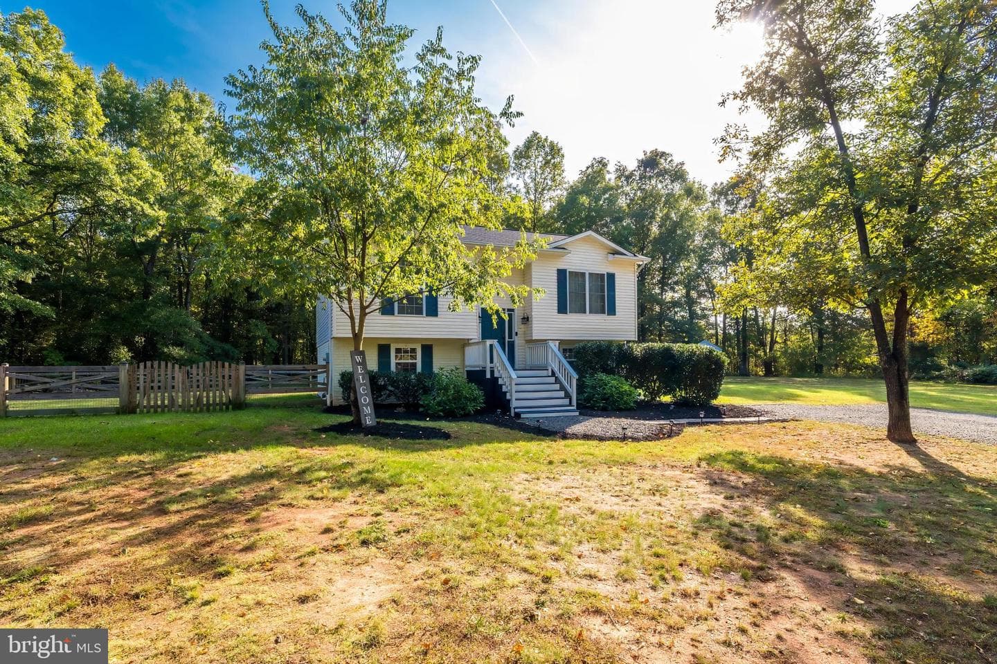 1597 Sheldon Lane photo 2