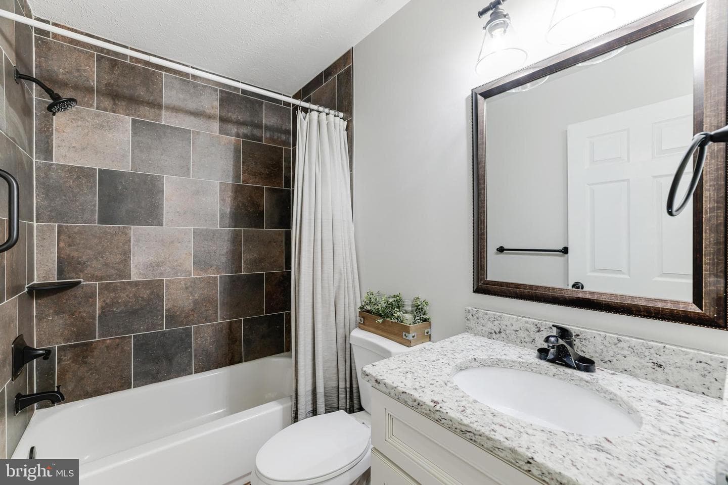 1597 Sheldon Lane photo 24
