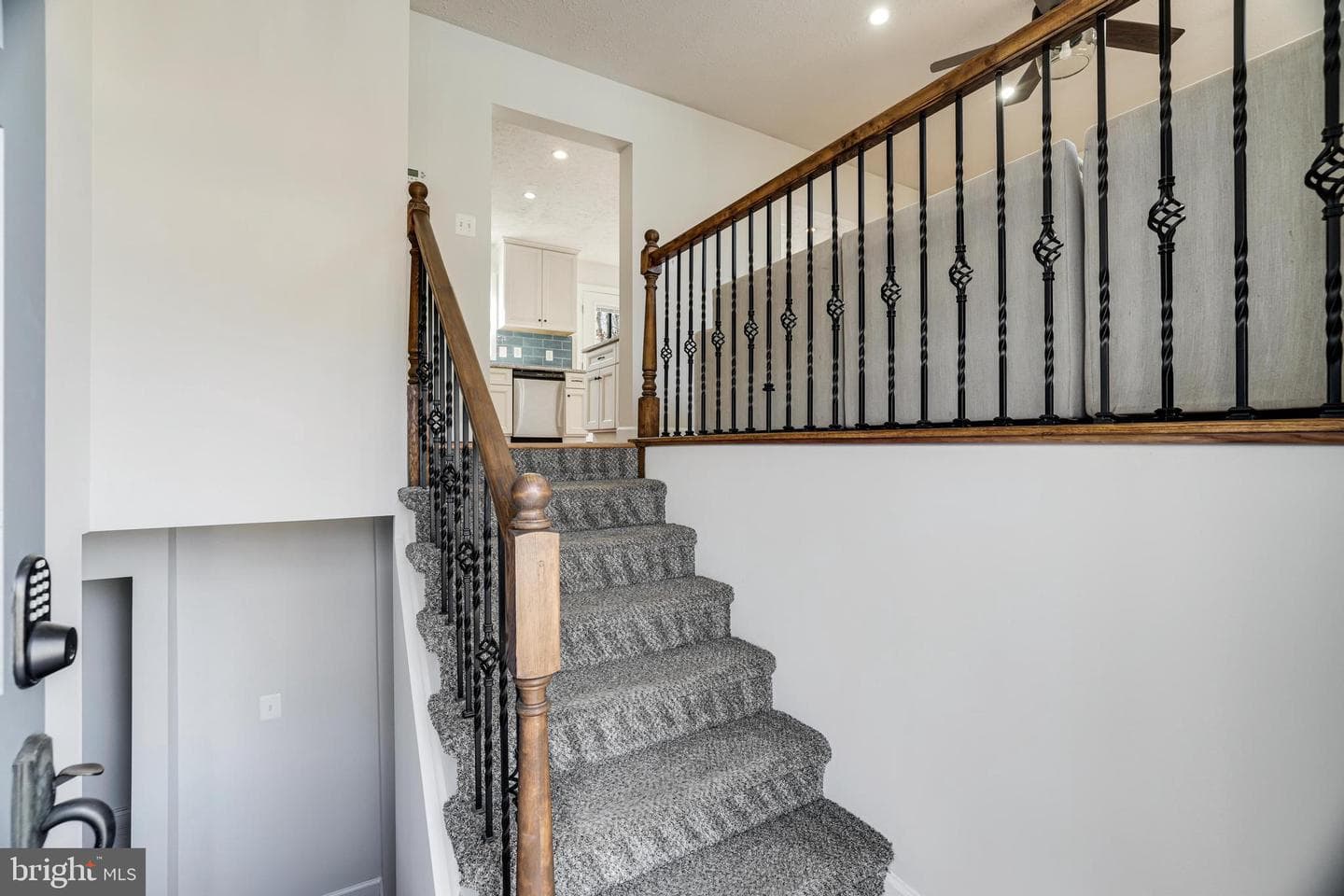 1597 Sheldon Lane photo 8