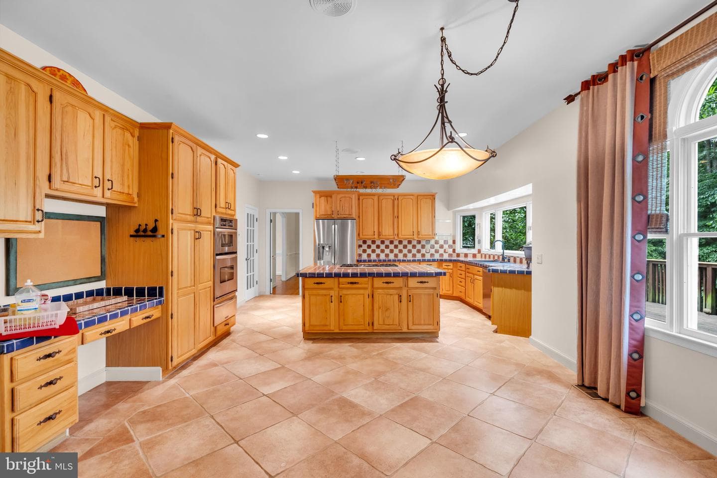 6886 Well House Drive photo 12