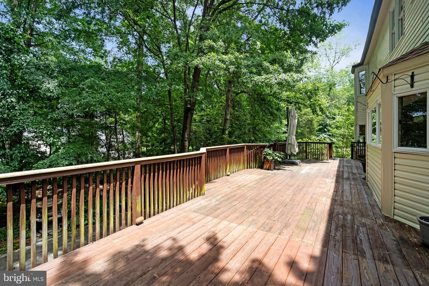 6886 Well House Drive photo 16