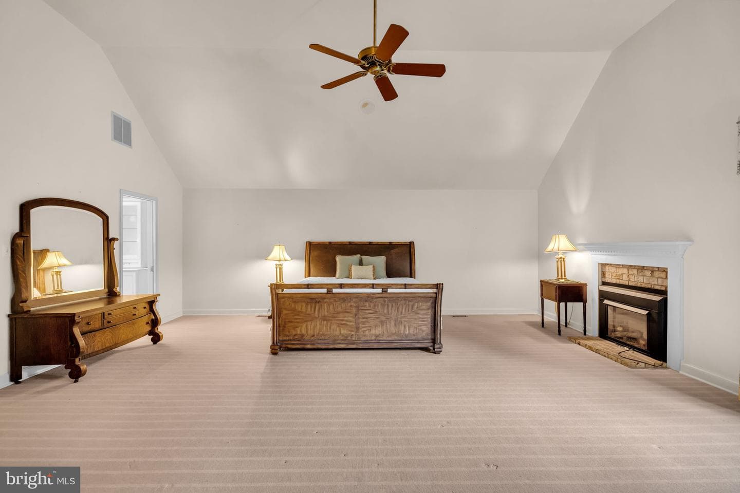 6886 Well House Drive photo 20