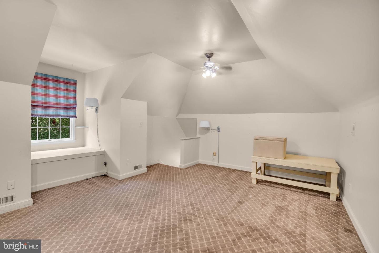 6886 Well House Drive photo 28