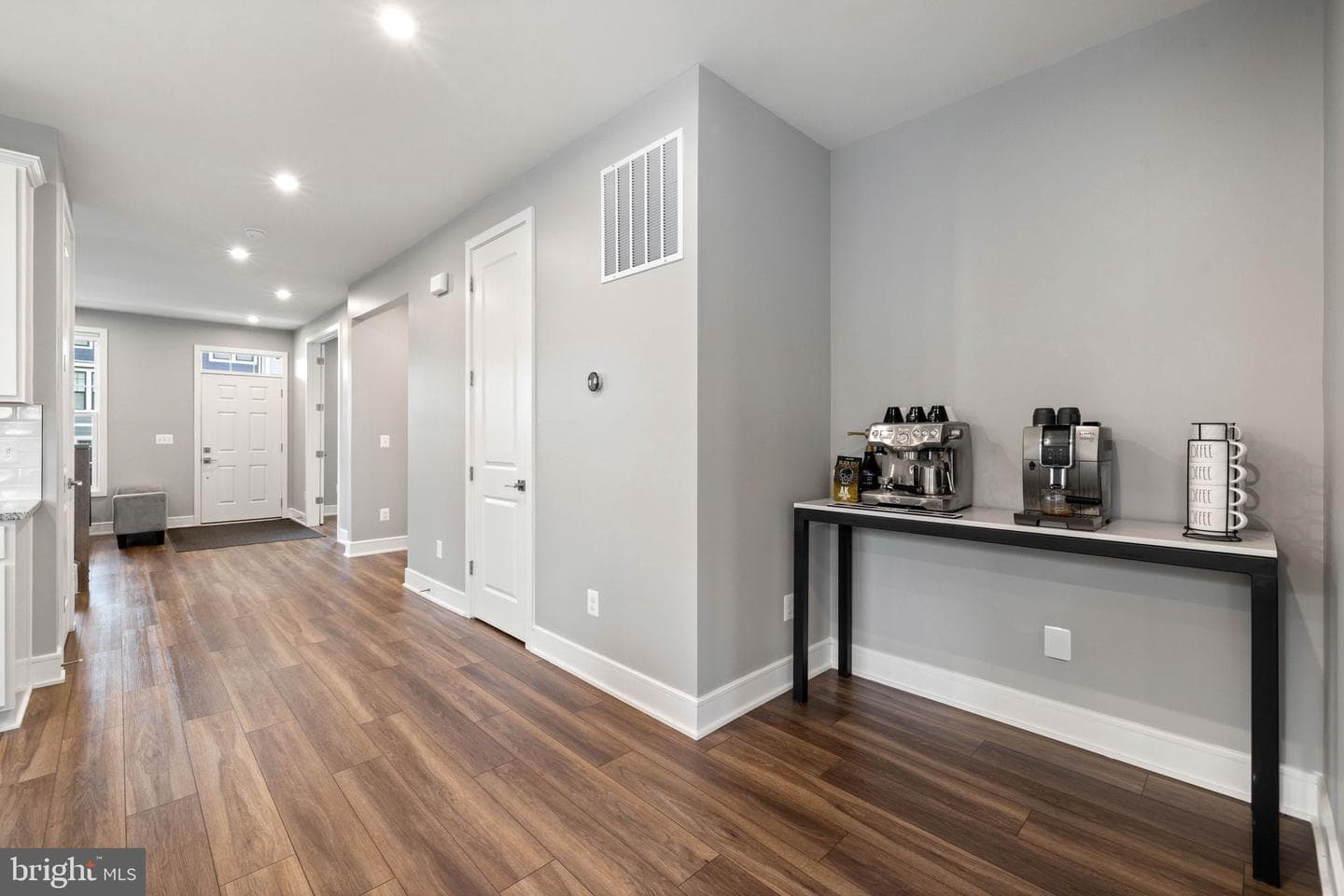 8656 Anderson Avenue photo 27