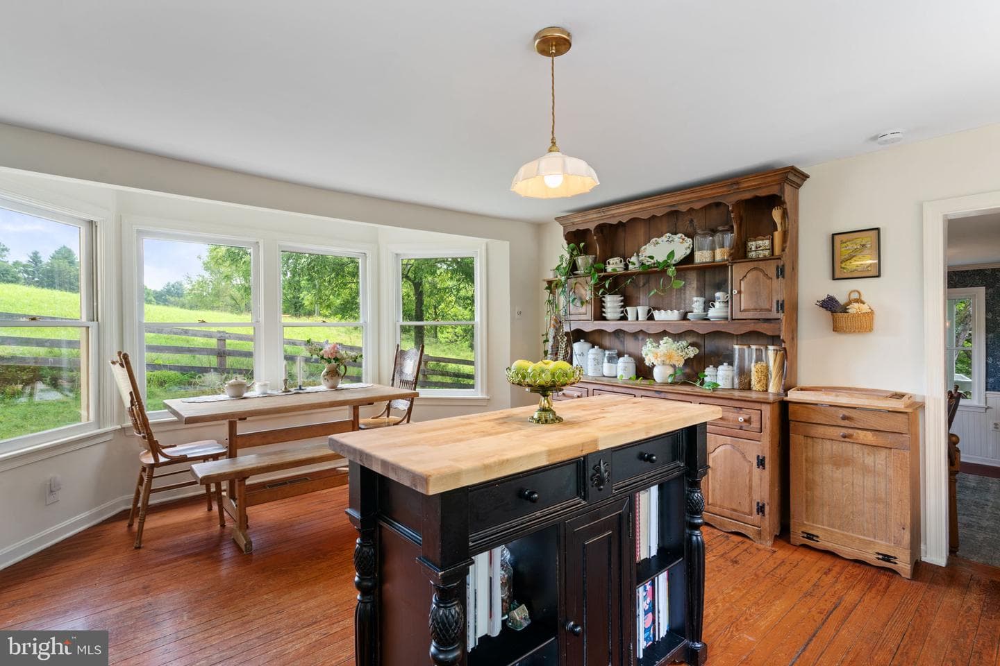 8520 Maidstone Road photo 22