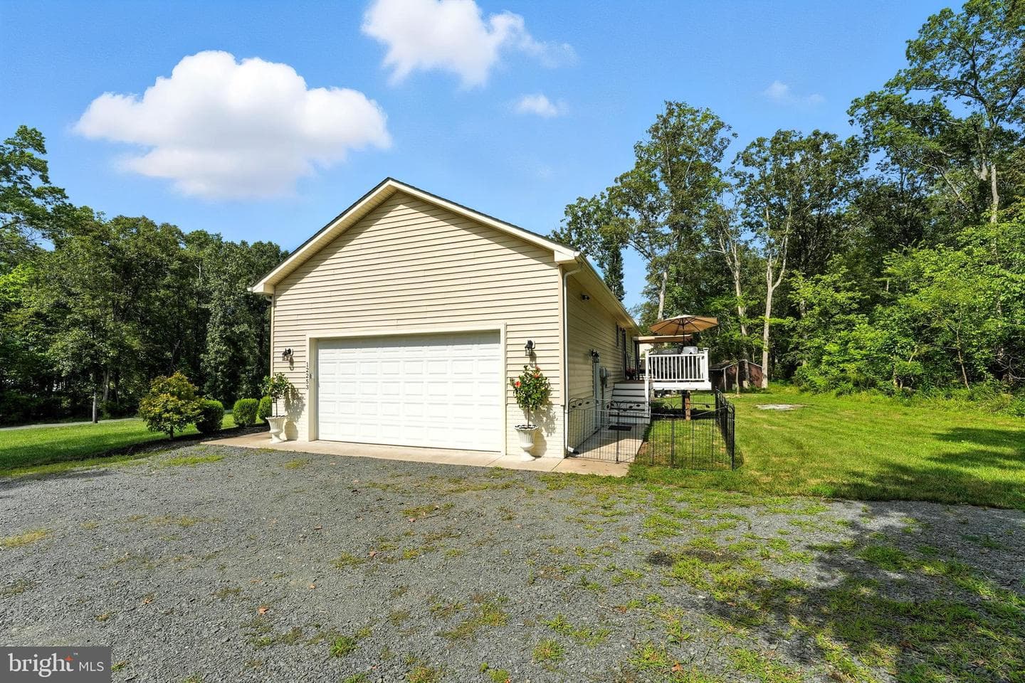 12253 Davis Road photo 13