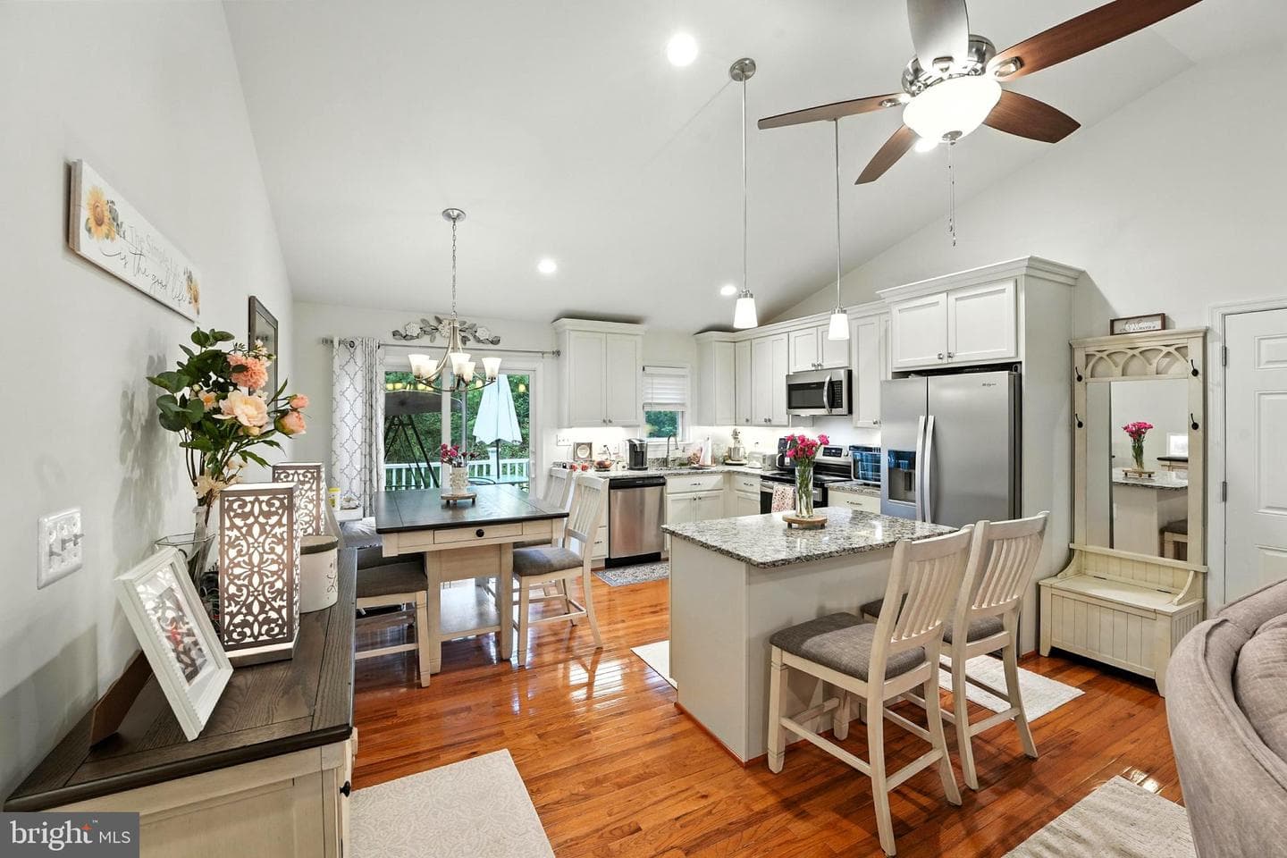 12253 Davis Road photo 22