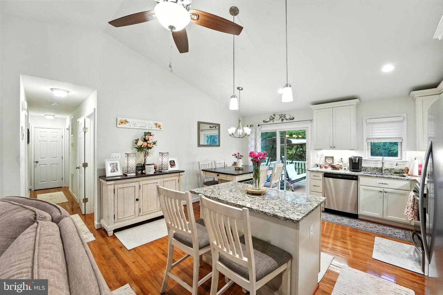 12253 Davis Road photo 28