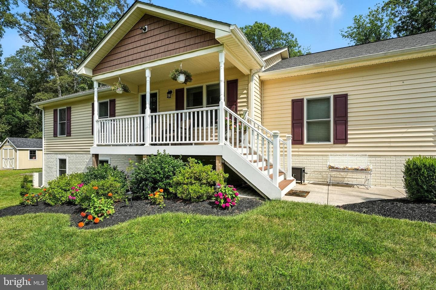 12253 Davis Road photo 3