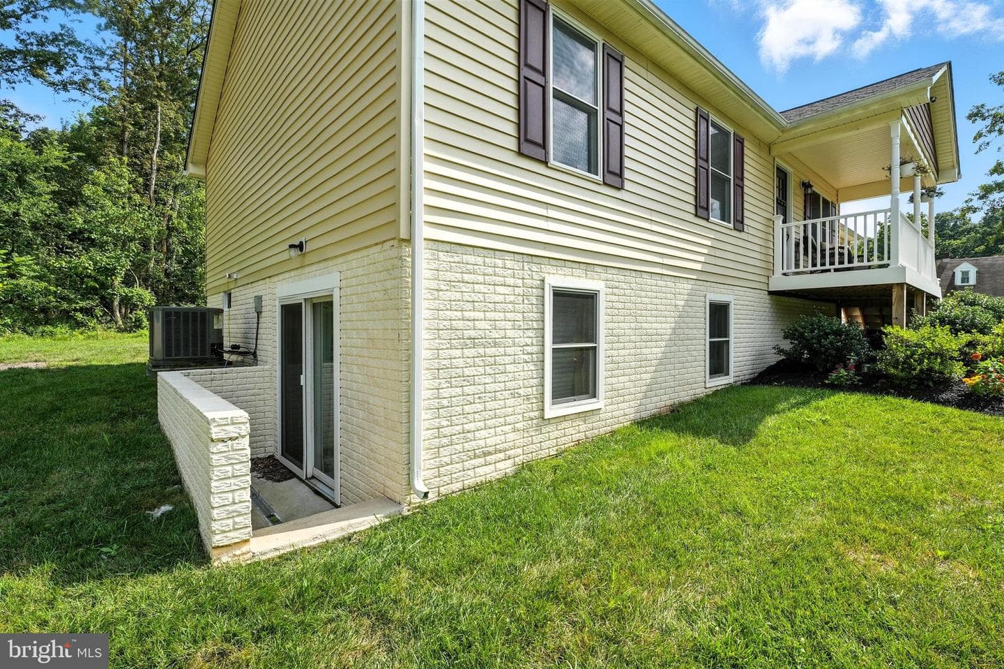 12253 Davis Road photo 41