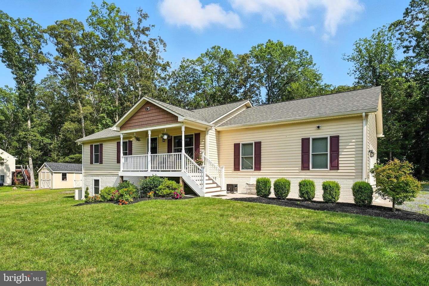 12253 Davis Road photo 7