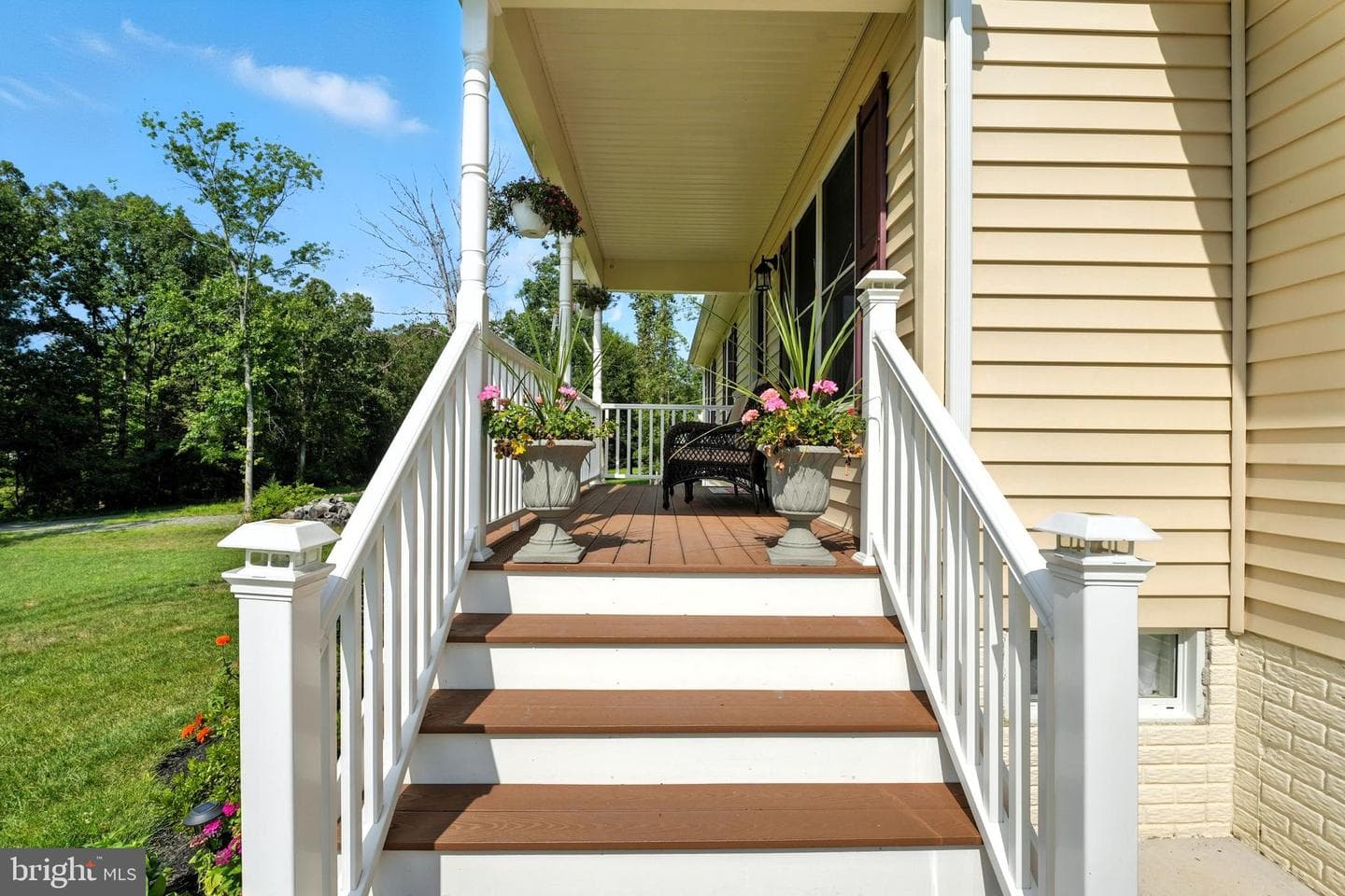 12253 Davis Road photo 8