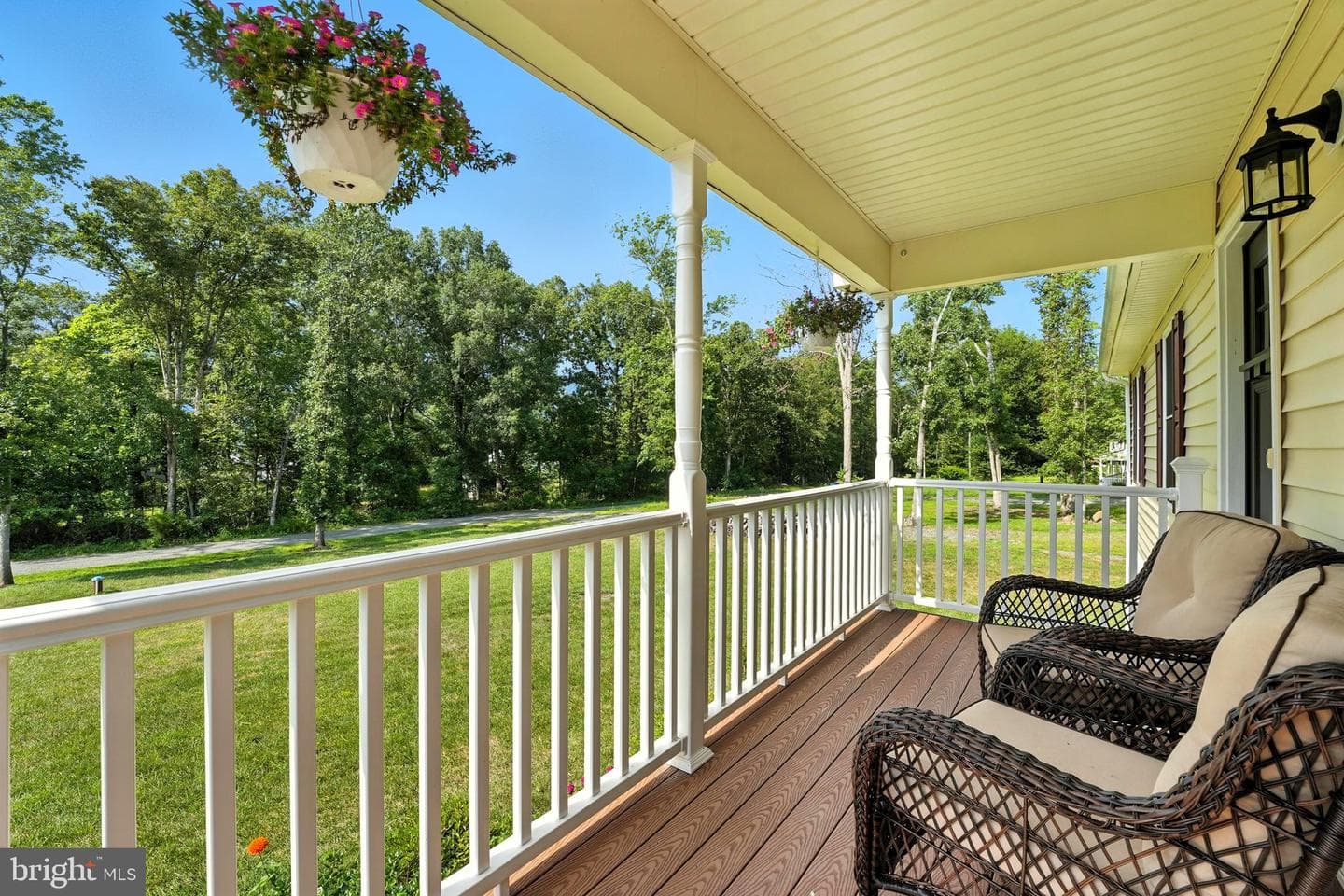 12253 Davis Road photo 9