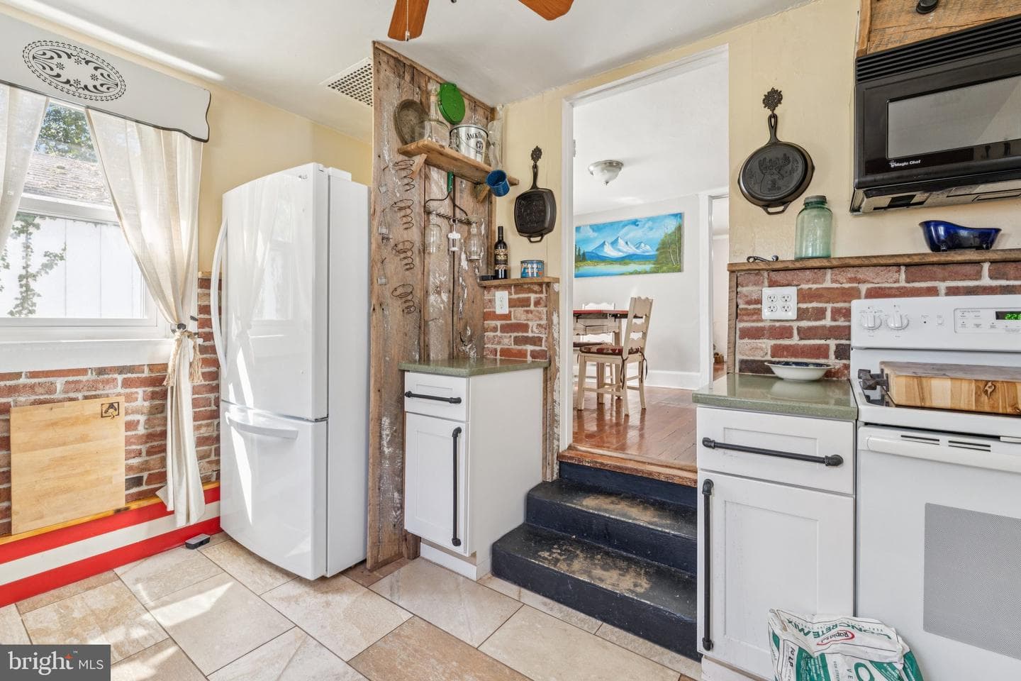 4199 Belvoir Road photo 11