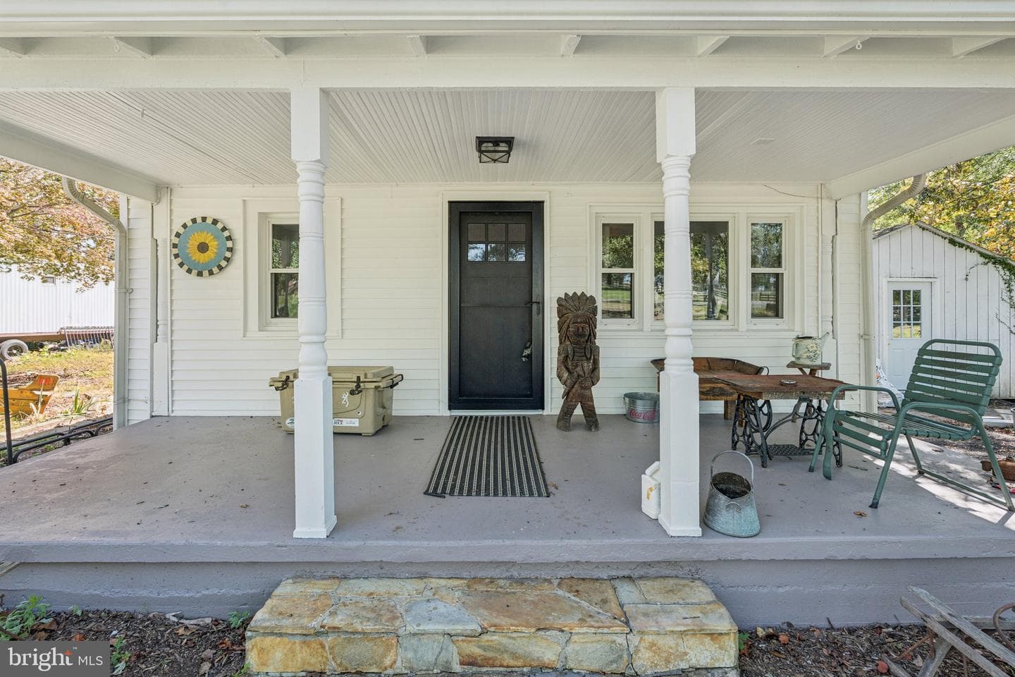 4199 Belvoir Road photo 2