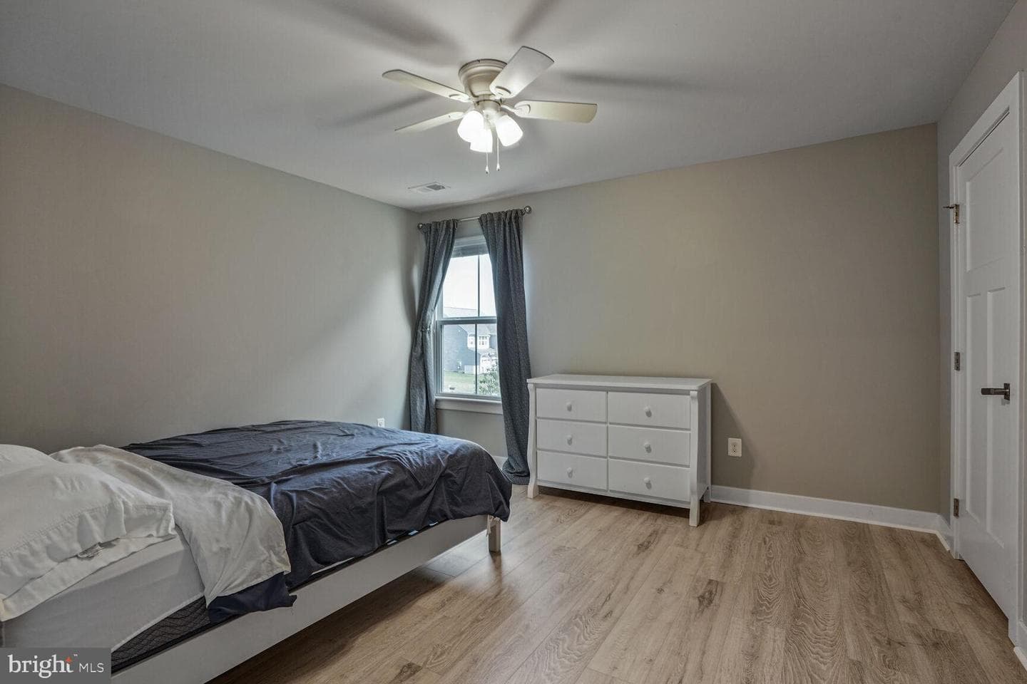 7424 Lake Willow Court photo 32
