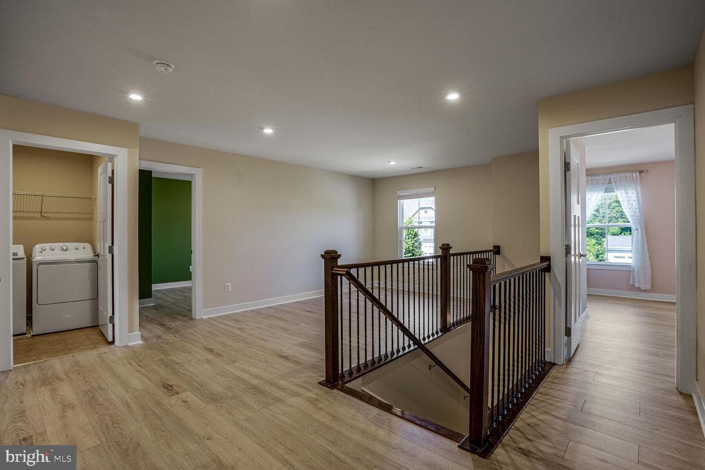 7424 Lake Willow Court photo 33
